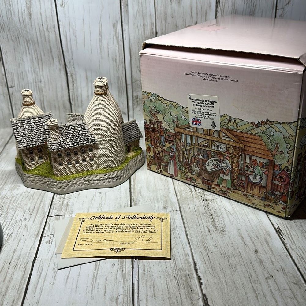 David Winter Cottages The Midlands Collection The Bottle Kilns 1987
